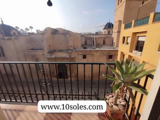Pis a Orihuela Ciudad. Piso en venta con magníficas vistas, en calle mayor de orihuela