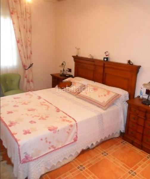 Foto b4ddf9b4-d4de-41b1-a048-bf96e1096abb. Location chalet avec chauffage parking piscine dans Orihuela