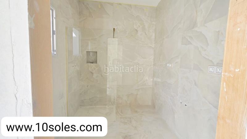 Foto 3bde0f2f-63a1-43ce-8db5-3ab2a03fa3b7. Casa adosada  nueva construcción en Bigastro