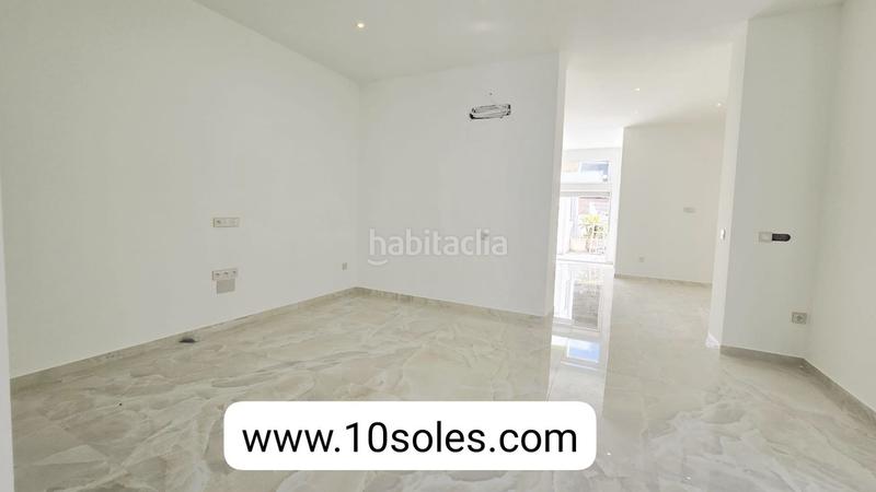 Foto b61697d9-7f32-4795-b2e4-315e36e4c9cf. Casa adosada  nueva construcción en Bigastro