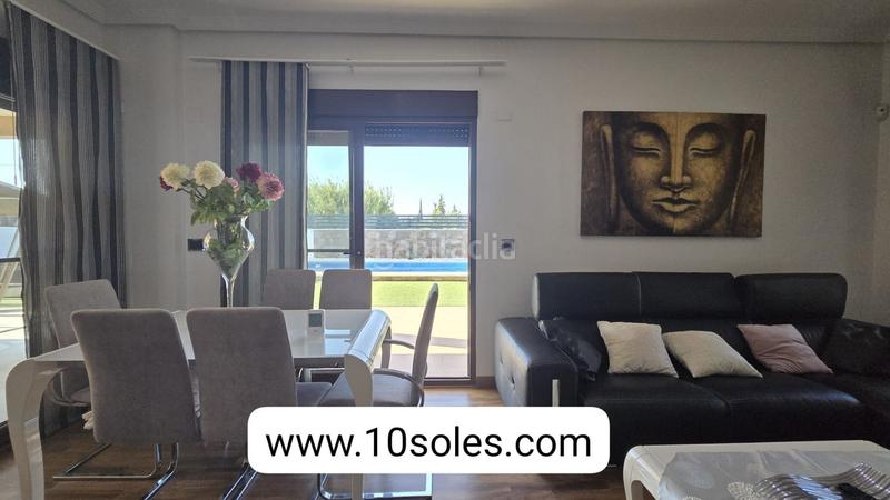 Foto 1cfbb4e5-f65c-4f18-b45d-38f1b6e0b3e0. Chalet con riscaldamento piscina in El Raal Murcia