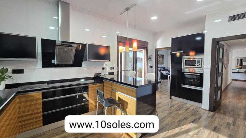 Foto d9db77b0-d56e-4a47-858d-50f070f3e03c. Chalet con riscaldamento piscina in El Raal Murcia