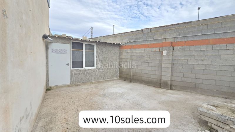 Foto 1fd6142a-73a4-43fa-b39a-1bd0edb59b35. Industrial building in Jacarilla