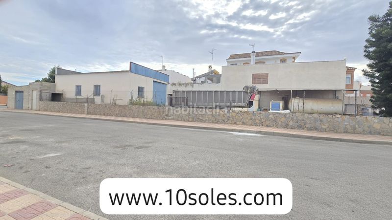 Foto cfeb4a77-9ac4-489b-b8e3-2e4f7391935e. Industrial building in Jacarilla
