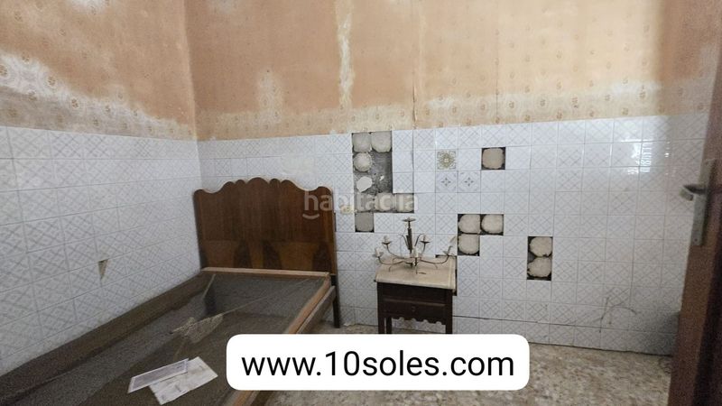 Foto d8851940-dacb-4817-8233-668252d048c7. Casa adossada a Bigastro