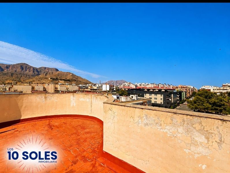 Foto e5f5b01e-c48b-483d-abb9-18d394d3560d. Àtic amb calefacció a Orihuela ciudad Orihuela