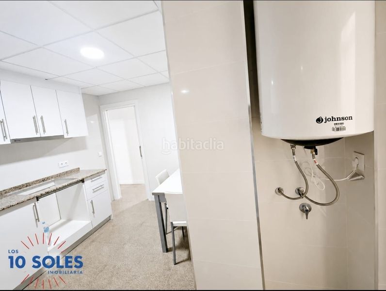 Foto 3597cc63-2f88-4f7d-92ef-8c48c7649100. Alquiler apartamento piso para docentes centro en Orihuela