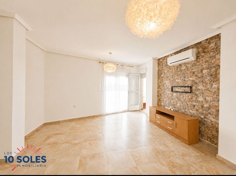 Foto 6061e5f9-2e96-41c5-bdbd-34d9d8bdcb10. Apartament a Jacarilla