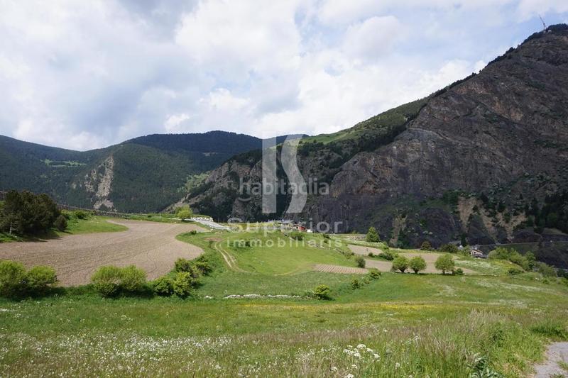 Foto ce89fcd7-6f53-4270-aa0f-c5b2a7383eca. Terreno residencial en El Forn-Prats-Meritxell Canillo