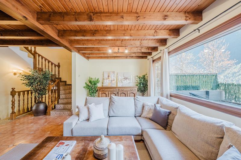 Foto ce11fe5b-6322-4551-a6df-5946f0123b14. Casa adossada a Arinsal-Erts La Massana