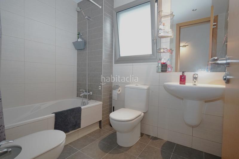 Foto 862dce1b-d8ff-4001-add9-90152a32fb44. Dachwohnung mit parking in Vila Encamp