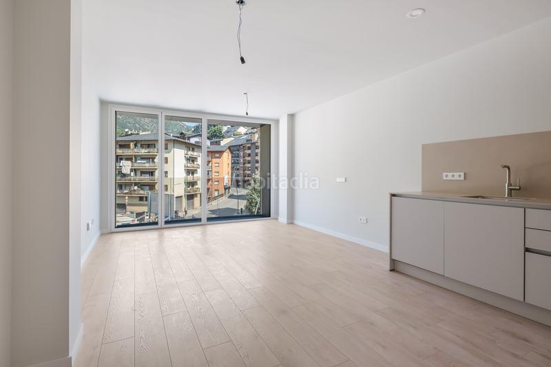 Foto 60961a23-3bc4-425f-b18a-ddebe6e5d65c. Rent flat with heating parking terrace in Les Escaldes Escaldes-Engordany