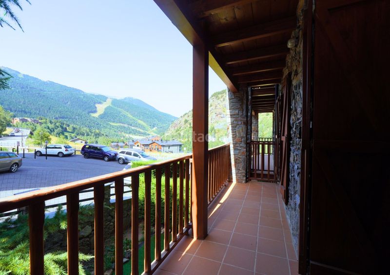 Foto 0541f702-36c2-4740-a528-486902e80ed9. Piso en Soldeu-Incles Canillo