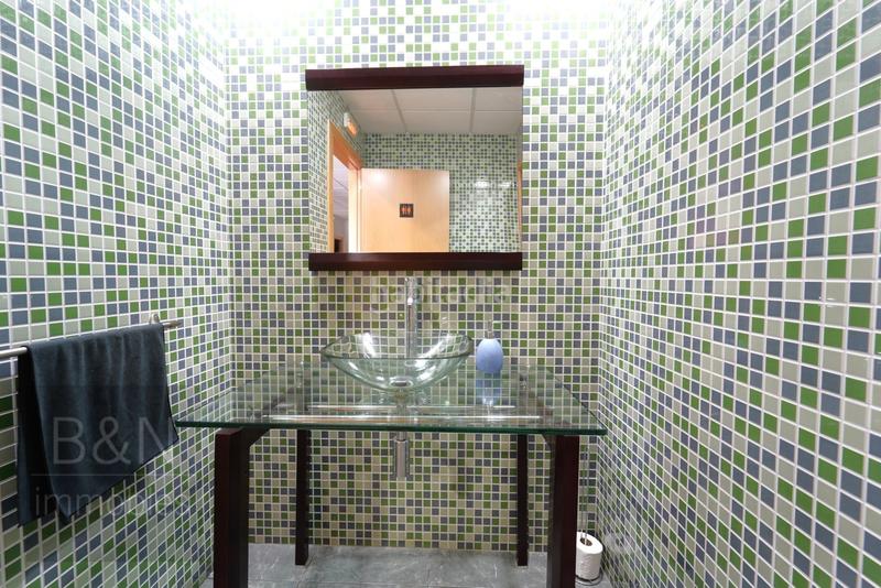 Foto 5903d847-d38d-4b8f-9d1d-94ee67d2d262. Local comercial un local comercial con muchas posibilidades en Terrassa
