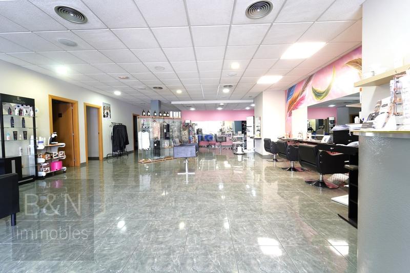 Foto 820cabdb-095b-48eb-acfa-7489e1bb2be8. Local comercial un local comercial con muchas posibilidades en Terrassa