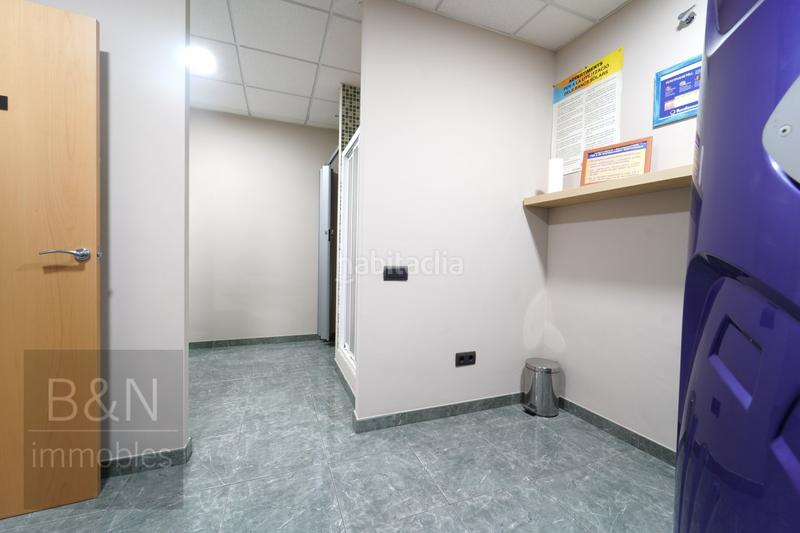 Foto e607f363-61b9-4673-a998-273fed9c52b6. Local comercial un local comercial con muchas posibilidades en Terrassa