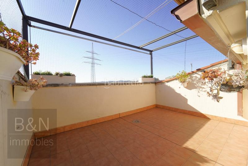 Foto 81ac8881-bf7b-4dd4-a1d2-d35aac0a9d75. Duplex con riscaldamento parcheggio in Les Arenes - La Grípia - Can Montllor Terrassa