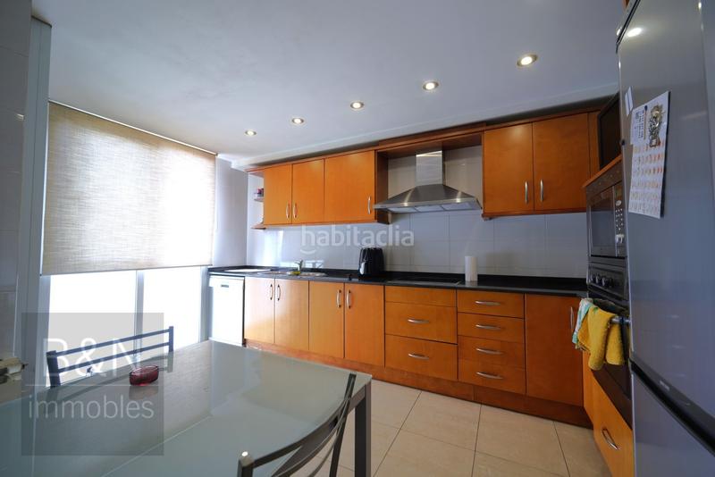 Foto 59b08f5c-7592-451c-b068-134e68413832. Dúplex impresionante dúplex de 4 dormitorios con 3 salidas al exterior espaciosidad y luz natural en cada rincón en Terrassa