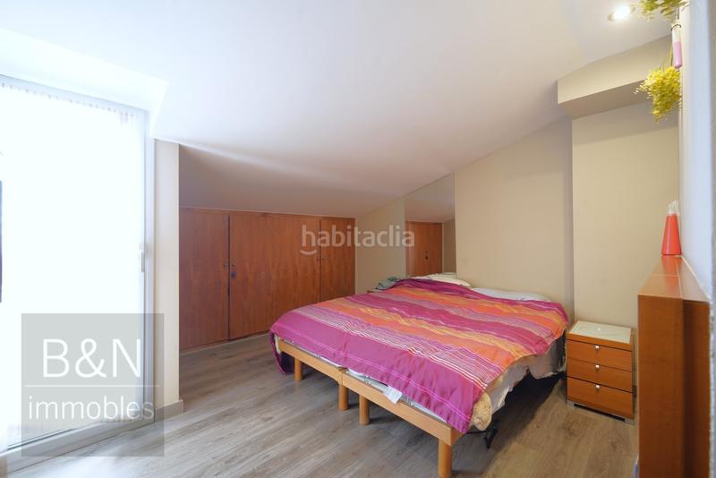 Foto b58fc6f2-94bc-434c-b1f1-7ea0e0bc3c5f. Dúplex impresionante dúplex de 4 dormitorios con 3 salidas al exterior espaciosidad y luz natural en cada rincón en Terrassa