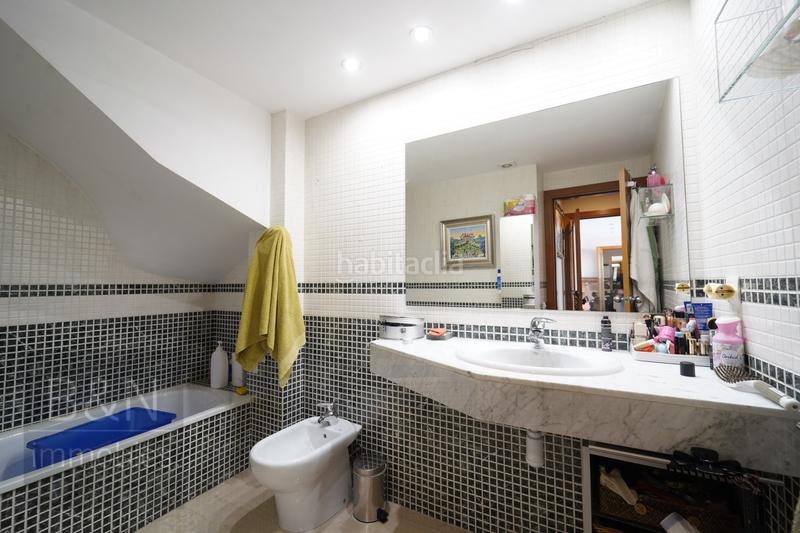 Foto cab6d8c7-4dbd-4556-9599-4dbf87e851c6. Dúplex impresionante dúplex de 4 dormitorios con 3 salidas al exterior espaciosidad y luz natural en cada rincón en Terrassa