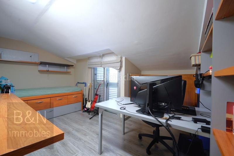 Foto d1ec2945-0f6a-41ce-8e0a-ea5f250f6426. Dúplex impresionante dúplex de 4 dormitorios con 3 salidas al exterior espaciosidad y luz natural en cada rincón en Terrassa