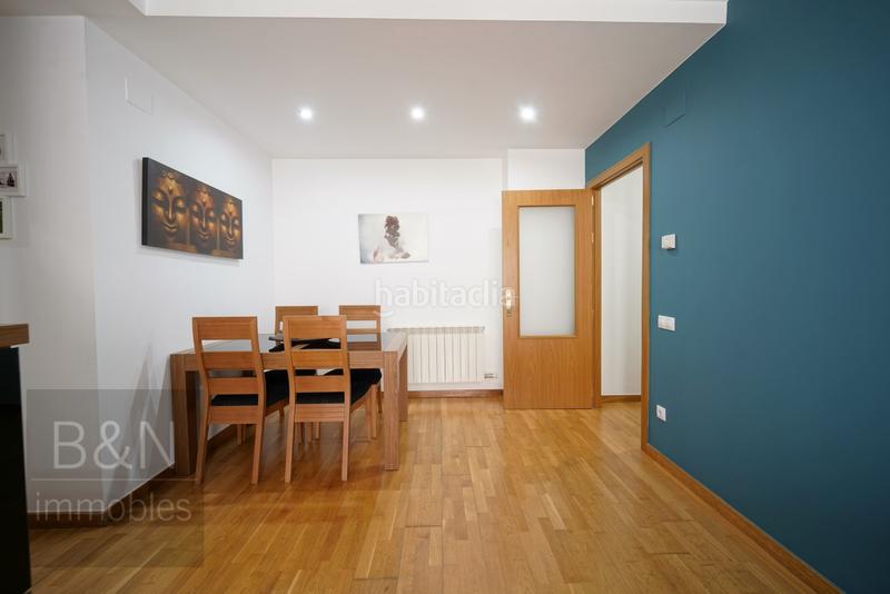 Foto 3d98d197-fbc0-42a4-8248-b739d0e680fe. Piso te vas a enamorar de su carácter! amplio, luminoso, con zona comunitaria y plaza de párquing con trastero en Terrassa
