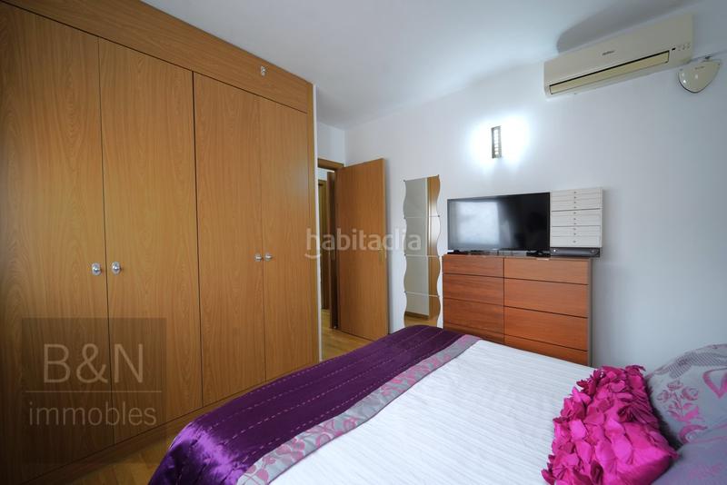 Foto dec91e48-606f-4e08-9b9e-4585a5931d63. Piso te vas a enamorar de su carácter! amplio, luminoso, con zona comunitaria y plaza de párquing con trastero en Terrassa