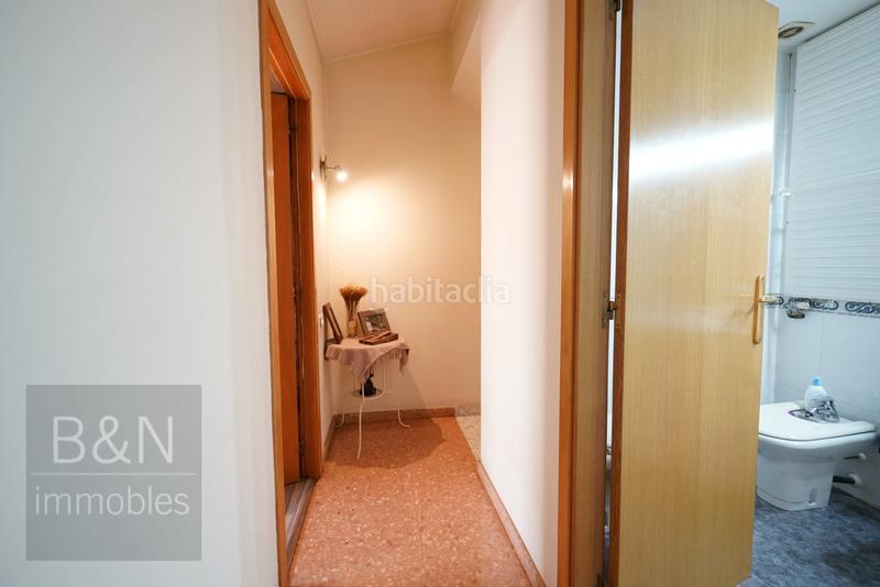 Foto 7f3e8510-5499-4648-a234-c5c7897706be. Dúplex un hogar con espacios amplios, una espectacular terraza, balcón y tres dormitorios en Terrassa