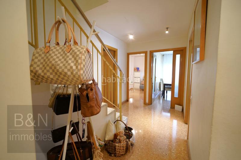 Foto ce9613cf-0e23-4b82-8355-75217f08ca23. Dúplex un hogar con espacios amplios, una espectacular terraza, balcón y tres dormitorios en Terrassa