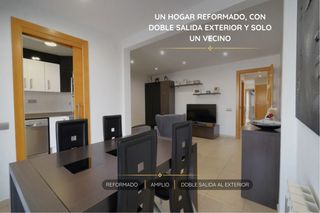 Etagenwohnung in Sant Pere Nord. Un hogar reformado, con doble salida exterior y solo un vecino.