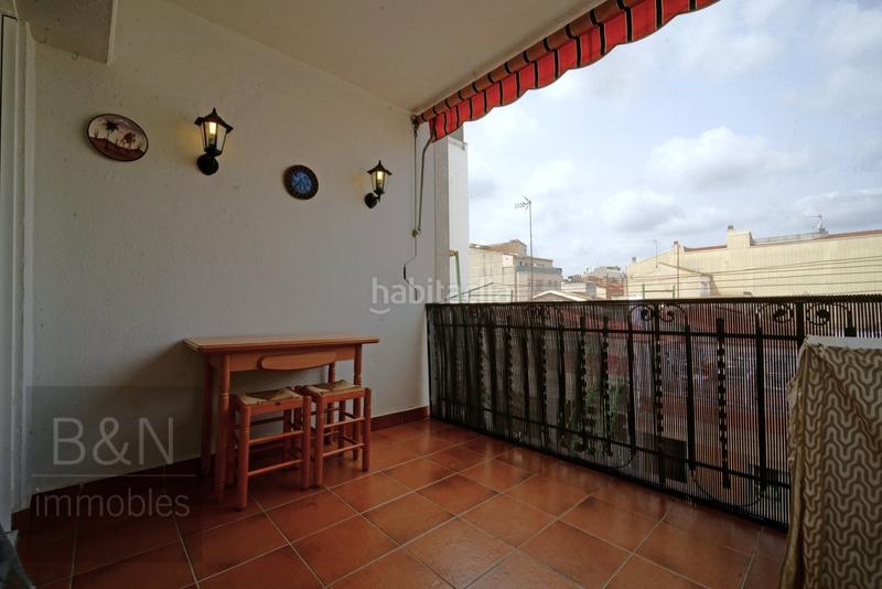 Foto 4e9c3b1e-c592-4bab-8ea8-db20375edff8. Piso un hogar reformado, con doble salida exterior y solo un vecino. en Terrassa
