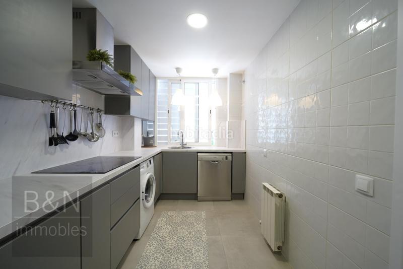 Foto 09307eff-37e7-499a-ba86-79c99272ff37. Dúplex  en exclusiva que enamora terraza de ensueño, balcón, estudio, 4 dormitorios, 3 baños, plaza de parking y trastero en Terrassa