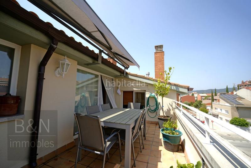 Foto 0f2607c3-7cc6-4083-9842-ec628cdd4e7c. Dúplex  en exclusiva que enamora terraza de ensueño, balcón, estudio, 4 dormitorios, 3 baños, plaza de parking y trastero en Terrassa