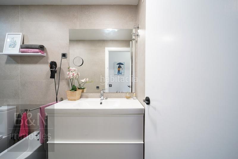 Foto 1d6c1f32-65fd-4df2-90ac-04cfe286f7e9. Dúplex  en exclusiva que enamora terraza de ensueño, balcón, estudio, 4 dormitorios, 3 baños, plaza de parking y trastero en Terrassa