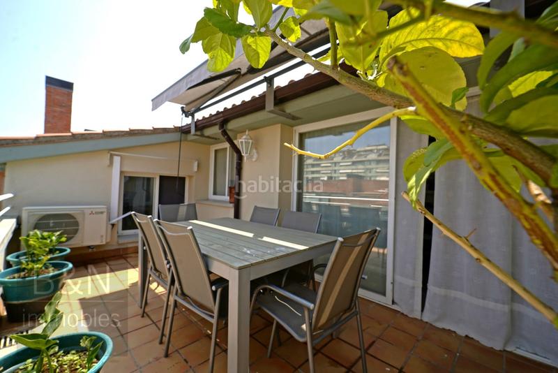 Foto 2b328acc-b689-4e83-8e32-7641ca4ff91d. Dúplex  en exclusiva que enamora terraza de ensueño, balcón, estudio, 4 dormitorios, 3 baños, plaza de parking y trastero en Terrassa
