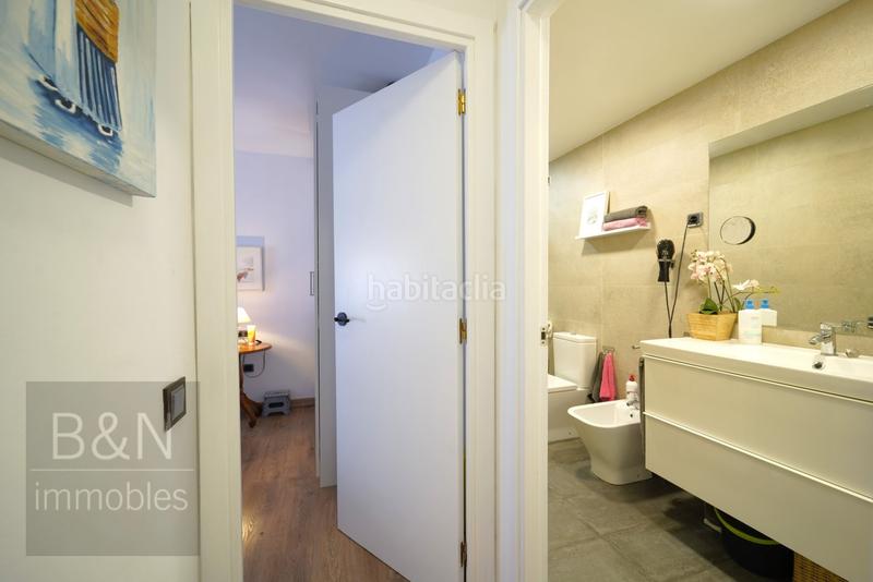 Foto 591d2eb0-71f7-414a-8bc6-69d5ecd77d90. Dúplex  en exclusiva que enamora terraza de ensueño, balcón, estudio, 4 dormitorios, 3 baños, plaza de parking y trastero en Terrassa