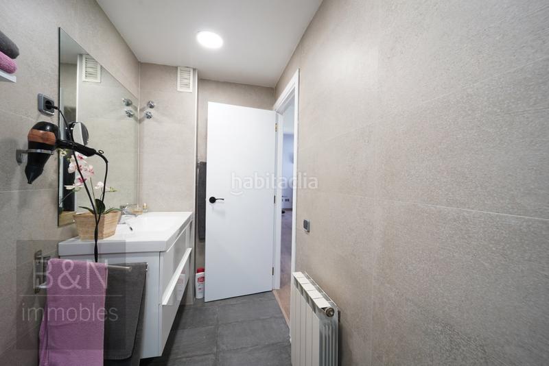 Foto 5ea3a1b2-d088-4f3c-a64a-b597ee55bbe4. Dúplex  en exclusiva que enamora terraza de ensueño, balcón, estudio, 4 dormitorios, 3 baños, plaza de parking y trastero en Terrassa