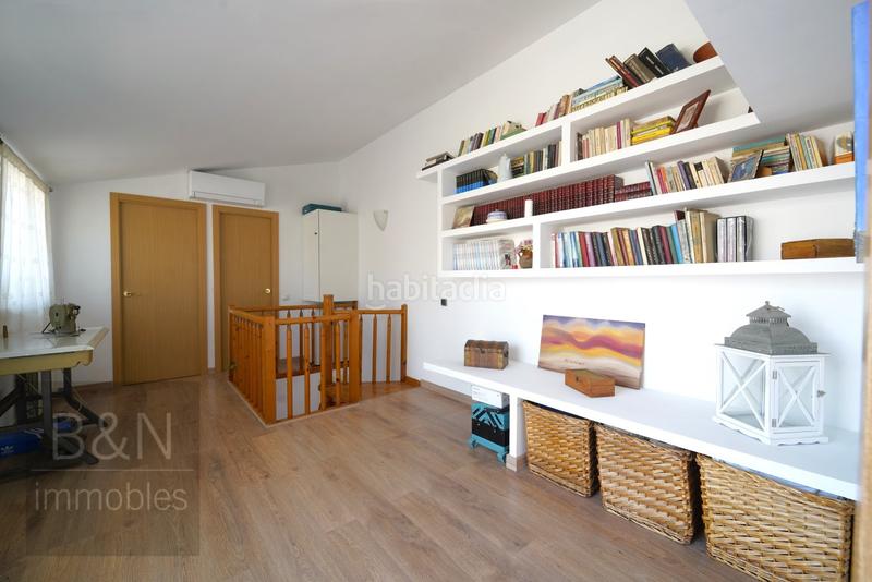 Foto a90b982a-164f-4732-a4dd-94e2b4e8dea4. Dúplex  en exclusiva que enamora terraza de ensueño, balcón, estudio, 4 dormitorios, 3 baños, plaza de parking y trastero en Terrassa