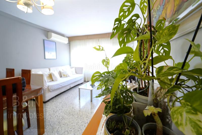Foto bdb673a6-7042-4b80-b5d6-4673f02f484a. Piso espacio, luz y comodidad en una de las zonas más cotizadas en Terrassa