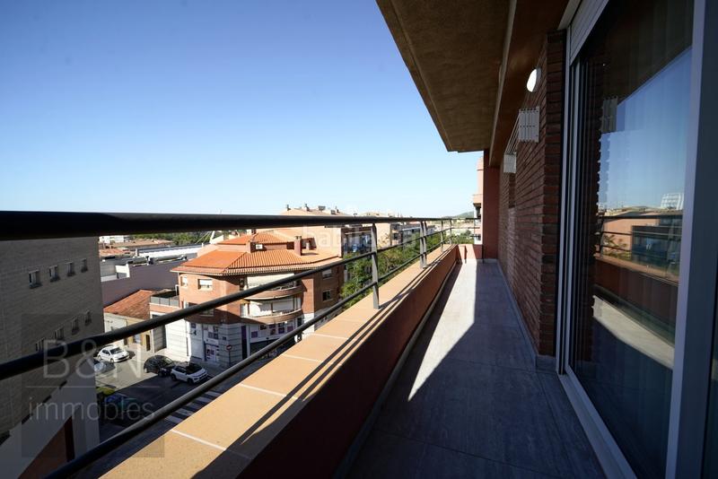 Foto d7308e33-0a03-4c03-ba25-39838ef3dbda. Dúplex un hogar para quienes buscan algo más que metros cuadrados. una vivienda con carácter, con alma y con una estética que marca en Esparreguera