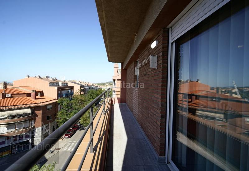 Foto 28044e63-98d9-45ae-a41c-92e86902fc07. Duplex con riscaldamento parcheggio in Zona Esportiva Terrassa