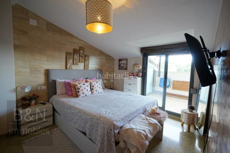 Foto 6ae8acd2-e0ea-4d76-b3df-f7c36958882e. Dúplex  en exclusiva con terraza privada y plaza de garaje un hogar para vivirlo en Terrassa