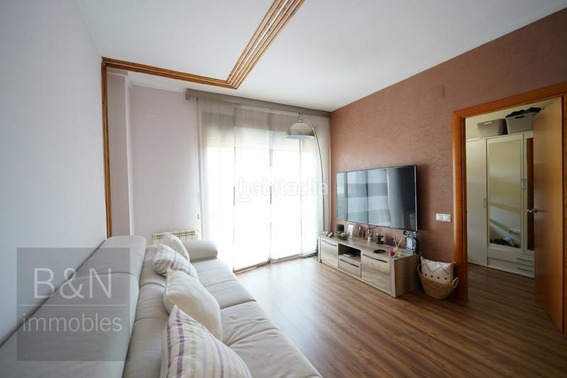 Foto 97ebcd0d-cc61-4774-aea1-fa09540b7865. Dúplex  en exclusiva con terraza privada y plaza de garaje un hogar para vivirlo en Terrassa