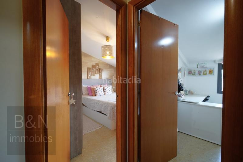 Foto a05741c0-0080-4be1-9fb9-4f2d93b4f99c. Dúplex  en exclusiva con terraza privada y plaza de garaje un hogar para vivirlo en Terrassa