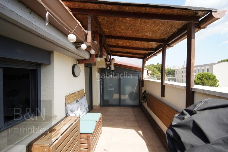 Foto d4e9c3db-af65-4993-bffe-168538b90e84. Dúplex  en exclusiva con terraza privada y plaza de garaje un hogar para vivirlo en Terrassa