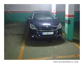 Parking voiture à Vallparadís - Antic Poble de Sant Pere. Plaza de parking con opción a una segunda contigua