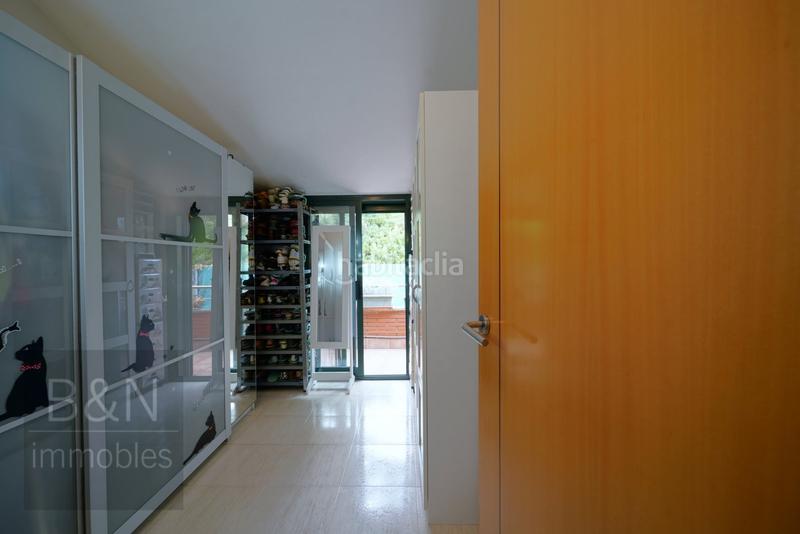 Foto a9672c6f-3ac6-4af7-8292-febfc5b32da9. Casa más que una propiedad, tu nuevo hogar en Ca n´Oriol Rubí