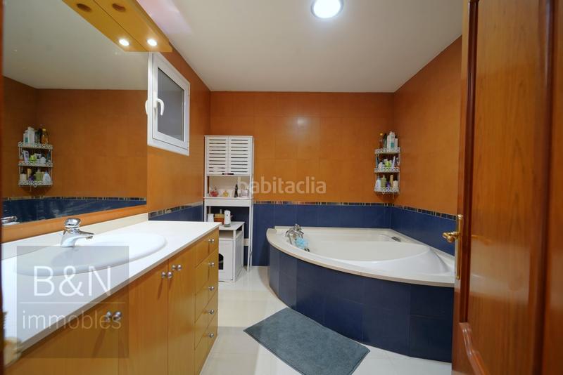 Foto 018e071a-eecc-4797-ae72-dd1e1e91aea0. Haus mit heizung parking in Segle XX Terrassa