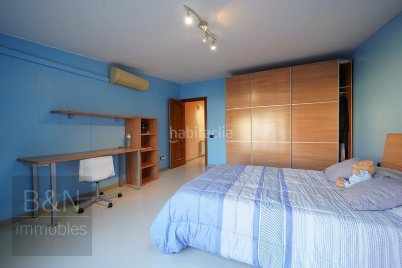 Foto 79d2ac4b-0799-452c-b82a-efbbf2c2a430. Haus mit heizung parking in Segle XX Terrassa