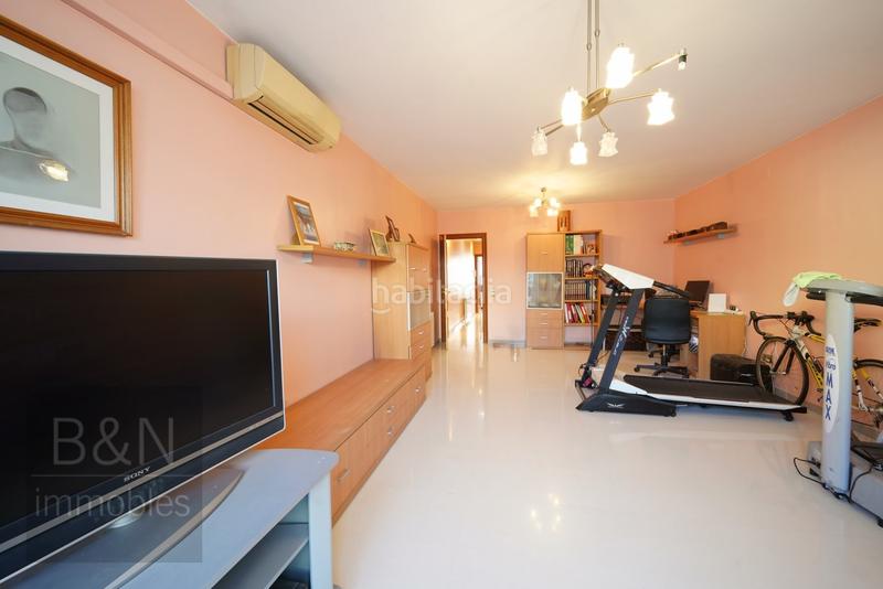 Foto 9316e5dd-995e-40b3-84b5-bcfddd8d5412. Haus mit heizung parking in Segle XX Terrassa